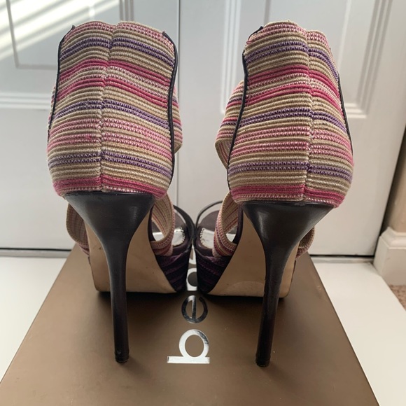 Cute Bebe Heels - Picture 4 of 4